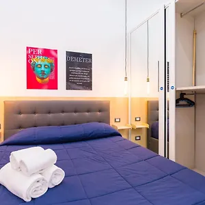 Appartement Baubo Sulla Via Dei Presepi By Napoliapartments